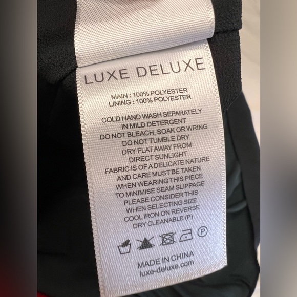 Luxe Deluxe NWT Look Twice One Shoulder Ruffle Dress Size 6 - Picture 11 of 16